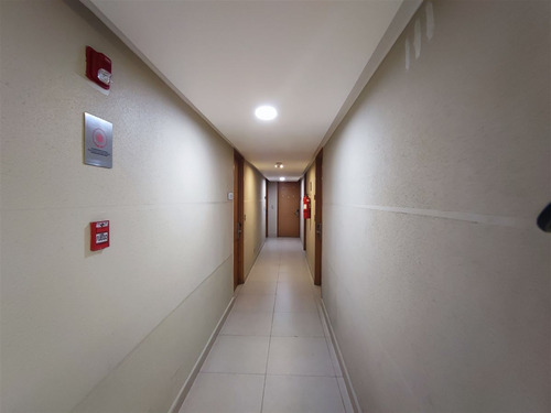 Departamento En Venta De 2 Dorm. En Independencia