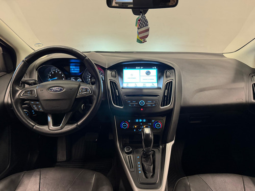 Ford Focus 2.0 SE 16V FLEX 4P POWERSHIFT
