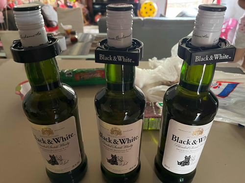 Wisky Black &white 700ml