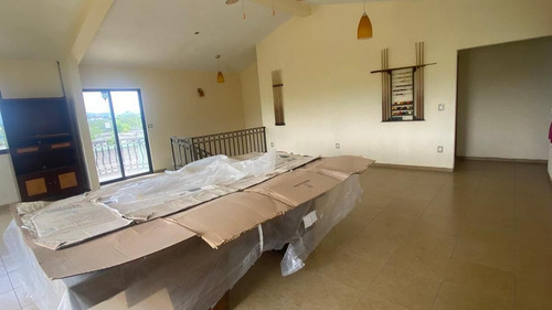 Casa En Venta Seminueva En Cuernavaca Con Areas Recreativas