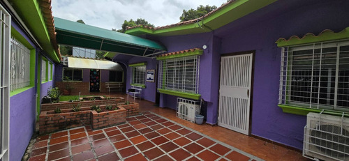 Alquiler De Casa Para Unidad Educativa En La 4 Av. De Prebo
