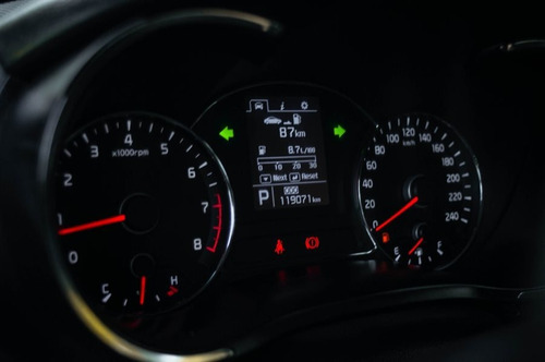 Kia Cerato - Inmejorable Estado Motorland Permuto / Financio