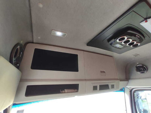 Imagem 12 de 14 de Volkswagen Constelaltion 19.390 Toco 4x2 Ano 2012 Teto Alt