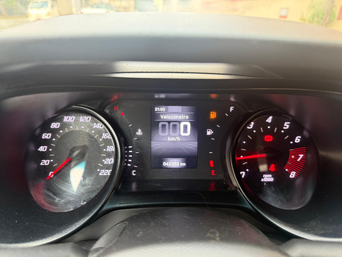 Fiat Cronos 1.0 Flex 4p
