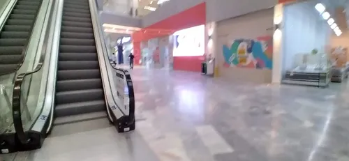 Arriendo-venta Local Con Excelente Ubicación En Gran Centro Comercial Valor De Venta : $600,000,000 Cod. 59189