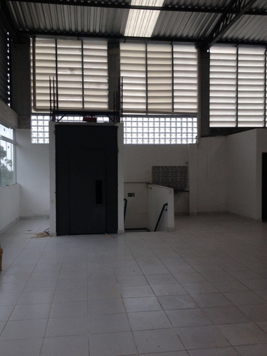 Imagem 5 de 15 de Galpão Para Alugar 1200 M2 Em Santana De Parnaíba - 2460