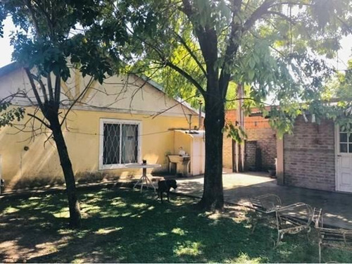 Imagen 2 de 12 de House - Barrio Parque Leloir