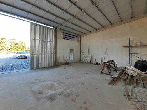Imagen 12 de 19 de Galpon De 250 M2 Con Oficinas A Estrenar, Terreno De 1.250 M2 - Sobre Asfalto!