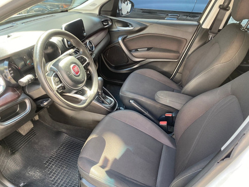 Imagem 8 de 10 de Fiat Cronos Precision 1.8 Automático + Gnv G5