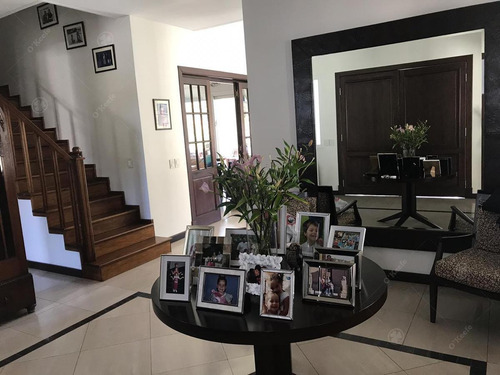 Imagen 13 de 30 de Casa En Venta De Cinco Ambientes Con Fondo Verde