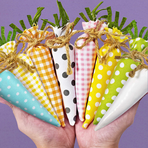 N 8 Piezas De Decoraciones De Zanahoria De Pascua A Cuadros