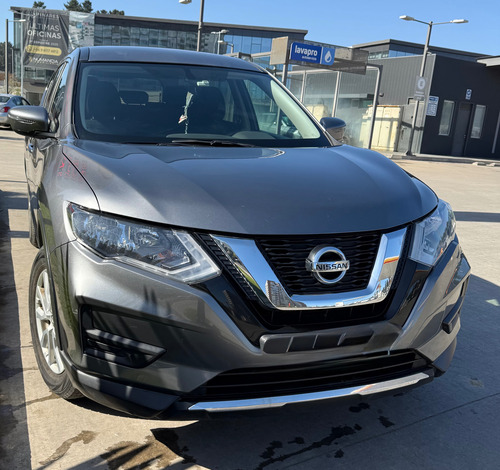 Nissan X-Trail Sense 2 ROW 4x2