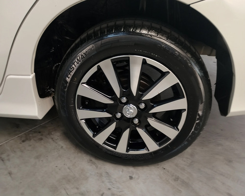 Toyota Etios 1.5 XLS SEDAN 16V FLEX 4P AUTOMÁTICO