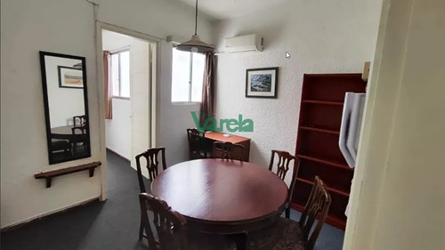 Venta Apartamento Pocitos 2 Dormitorios 1 Baño Balcon