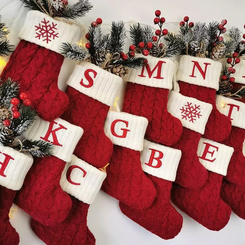 W Medias Navideñas Con Iniciales Bordadas Navideñas