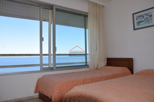 Muy Buena Ubicación En El Centro De Punta Del Este. - Ref: 2929