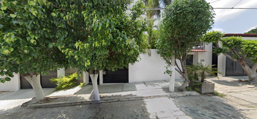 Casa En Venta Con Gran Patio Colonia El Retiro Delegacion Tuxtla Gutierrez