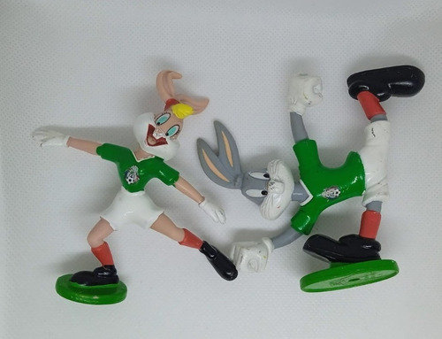 Figuras Bugs Y Lola Bunny Futboleros (Usado)