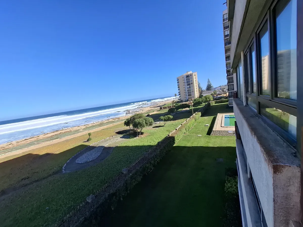 Imagen 2 de 23 de Departamento Frente Al Mar En El Tabo | Arriendo Año Corrido