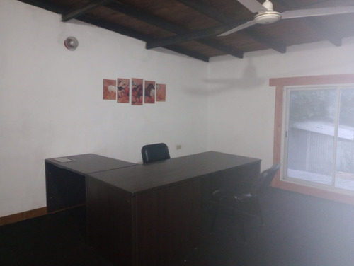 Imagen 4 de 4 de Alquiler Consultorios Médicos Psicología Masajista Glew