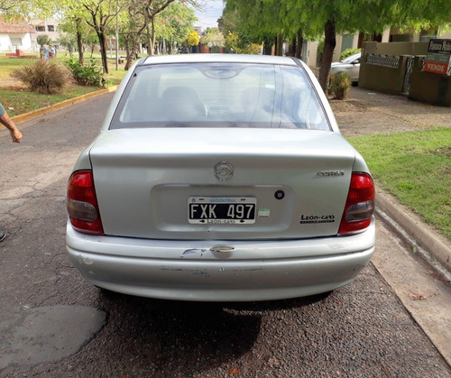 Chevrolet Corsa 4 Puertas Full