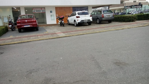 Imagem 2 de 12 de Vendo Excelente Loja, Com Ótima Visibilidade, Em Área De Rápido Crescimento.