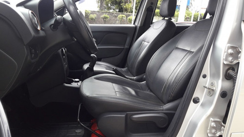 Imagem 6 de 10 de Sandero Stepway 1.6 Flex