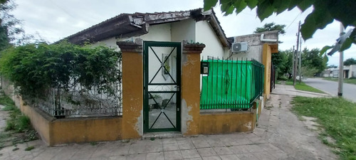 Venta Casa 4 Ambientes Con Patio En Monte Grande