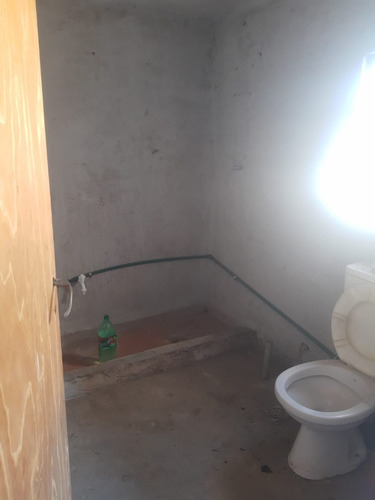 Imagen 3 de 17 de Venta De Casa A Reciclar En El Jagüel