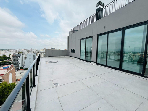 Departamento De 3 Ambientes A Estrenar En Flores. Full Amenities Premium