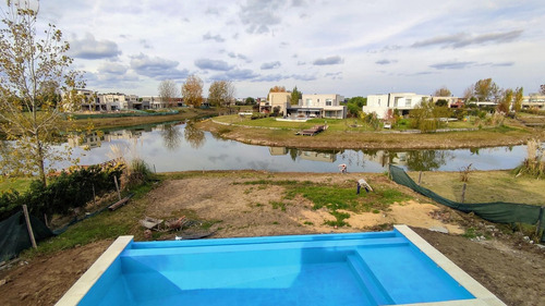 Imagen 14 de 20 de Casa En Venta A Estrenar, Laguna, Pileta, Norte, El Cantón