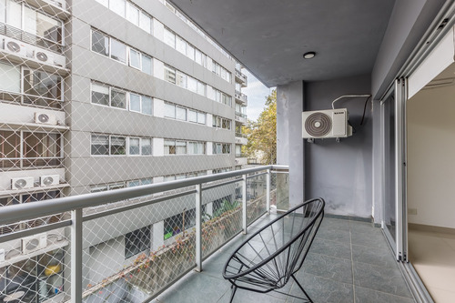 Departamento. Semipiso. 2 Ambientes. Equipado. Balcón. Ideal Airbnb/renta. Palermo Hollywood.