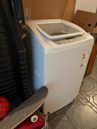 Lavarropas Automático Electrolux. Lava. No Centrifuga Blanco (Usado)