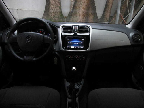 Renault - Logan 1.0 Expression 16v Flex 4p Manual 2015