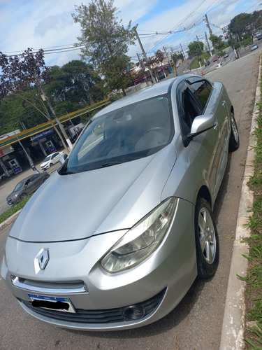 Renault Fluence 2.0 Dynamique X-tronic Hi-flex 4p