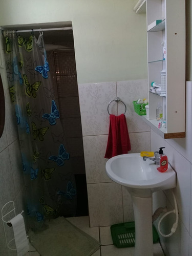 Casa Com 1 Quarto Área À Venda, 42 M² - Cascadura - Aec1036