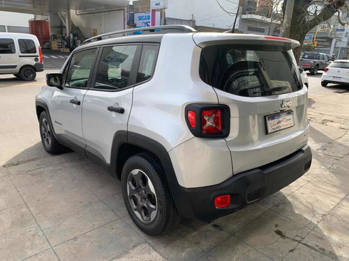 Imagen 4 de 15 de Jeep Renegade 2016 1.8 Sport Plus Automania