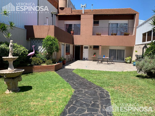 Casa 5 Amb Venta- Moron Sur