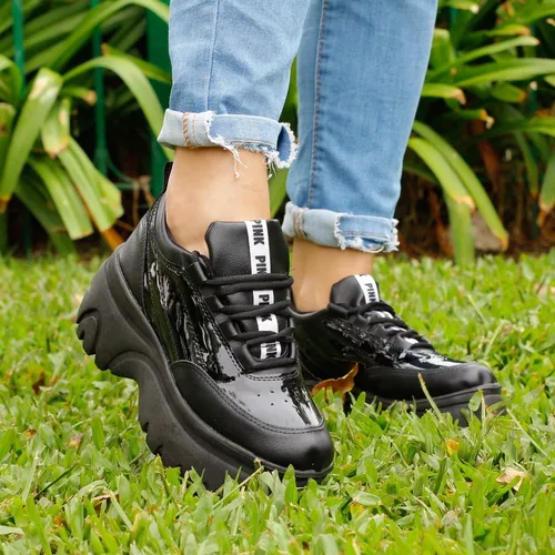 Zapatillas De Mujer Cuero Eco Bym Shoes Negro Charol