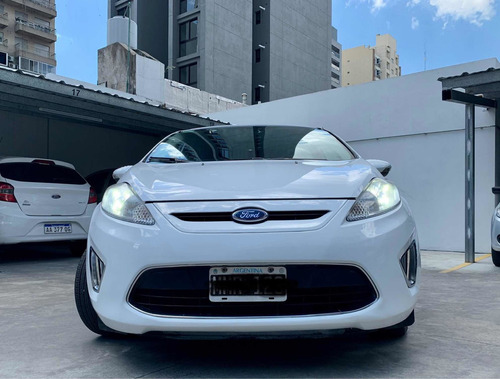 Ford Fiesta Kinetic Design 1.6 Design 120cv Titanium 2013