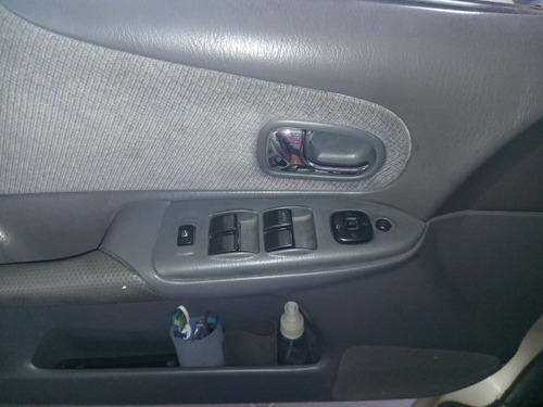 Mazda 323