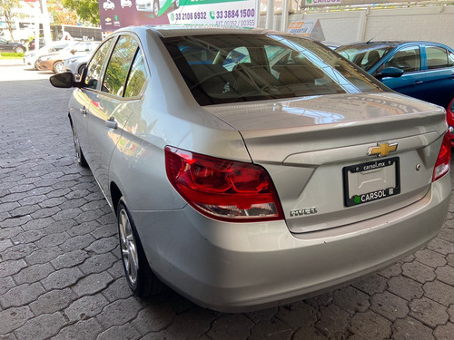 Imagen 6 de 11 de Chevrolet Aveo 2020 1.5 Lt At