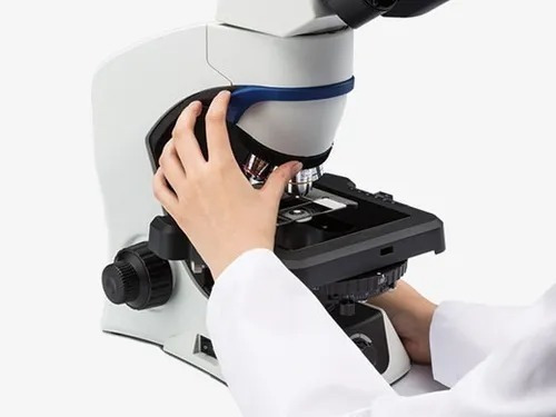 Microscopio Biológico Trinocular Cx43 Olympus