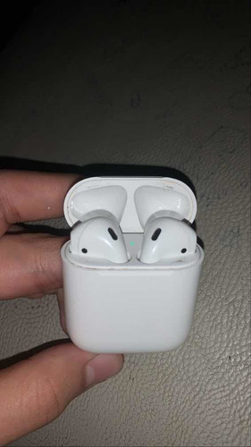 AirPods 2