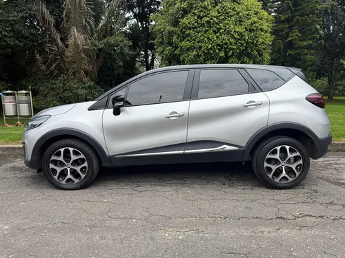Renault Captur 2.0 Intens Automática