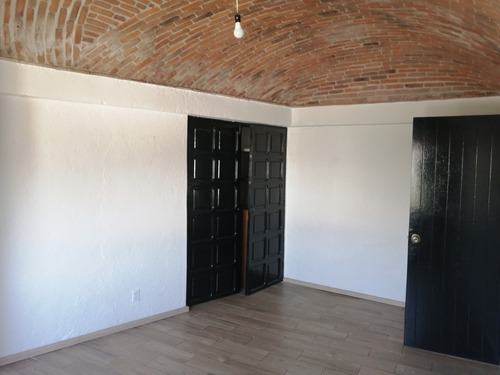 Imagen 16 de 30 de Lindo Jardin Y Vista En Cerrada Y Seguridad!!!!