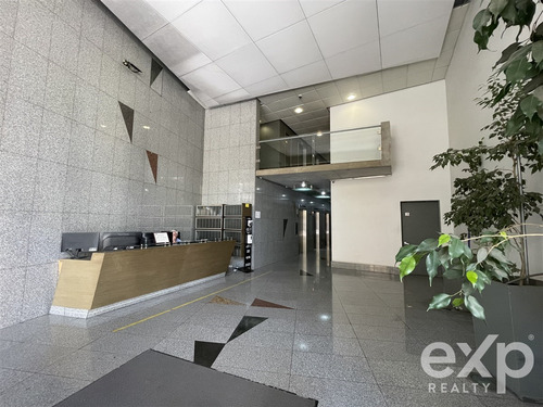Piso Completo Avda. El Bosque Con Don Carlos Barrio El Golf