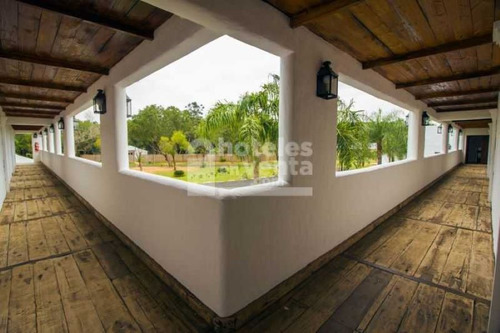 Apart Hotel En Venta En Ituzaingo, Corrientes - Ar-co5-1