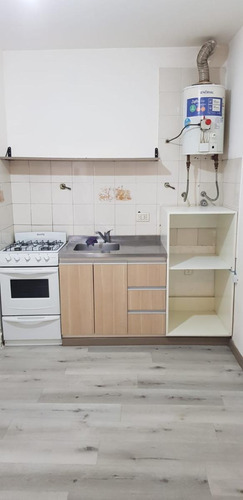 Se Alquila Monoambiente Interno Con Patio Llarraya 2236 Mataderos Caba