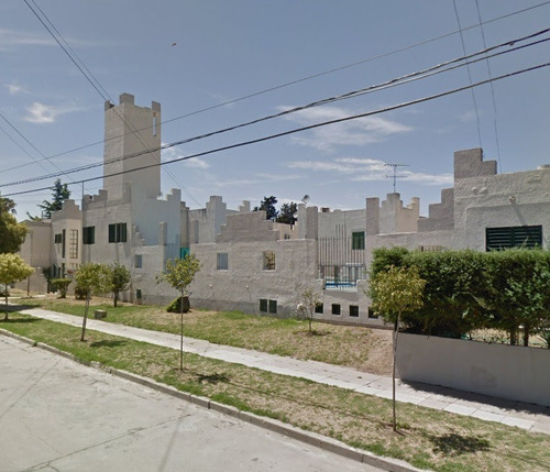 Imagen 9 de 14 de Duplex (p/8 Pers.) + Pileta Grande + Aire Acond. + Cochera + Quincho + Wifi + Tv. Cable + Zona Residencial ::: Espectacular (consultar Por Otros Dptos Mas Pequeños Y/o Casa)